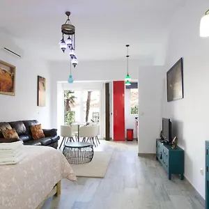 Apartamento Spacious In The Heart Of La Nogalera, Torremolinos