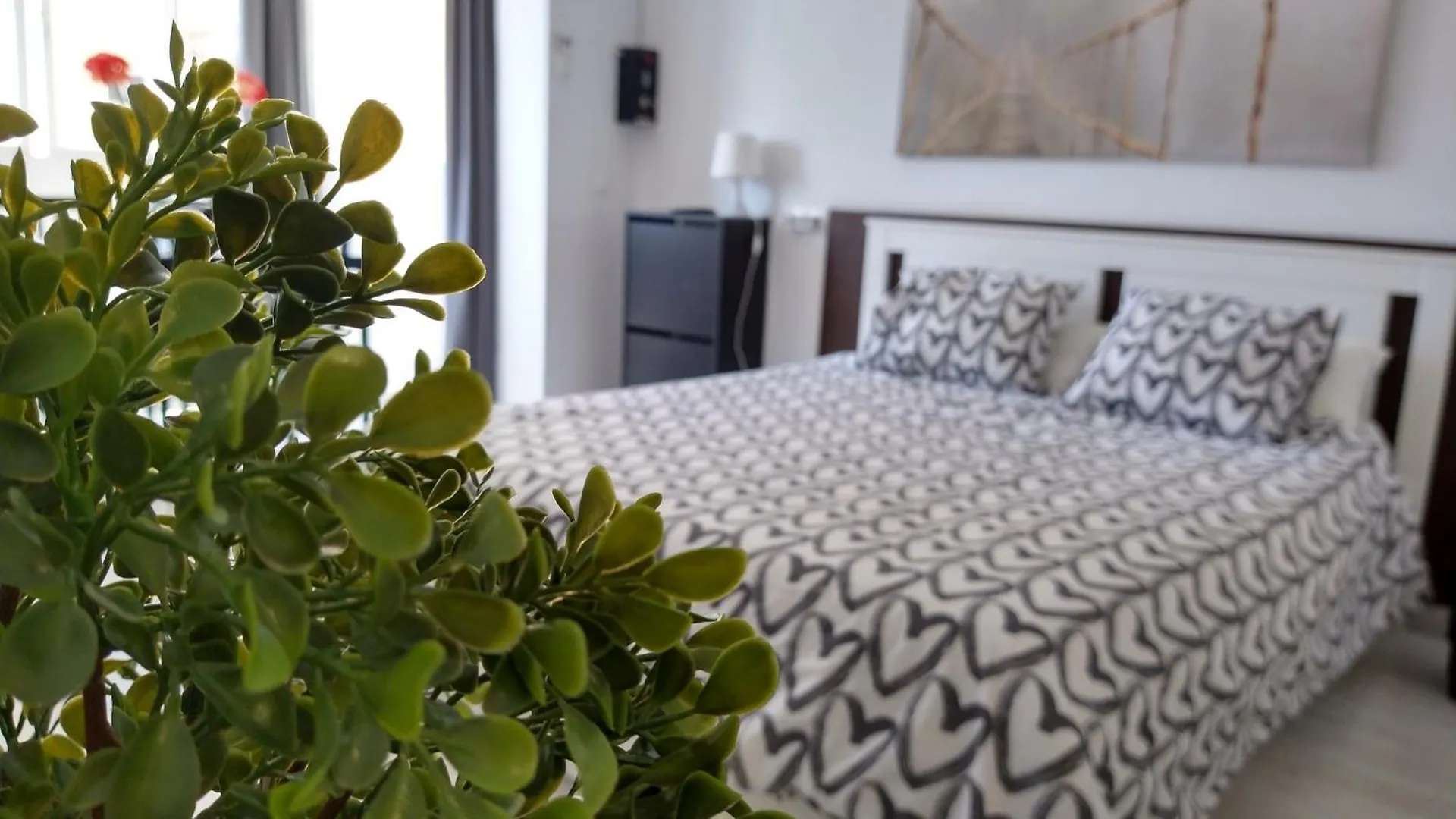 Amplio Estudio,Vista Mar Y Montana, A Pasos Del Centro Torremolinos