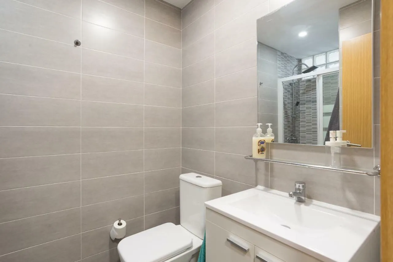 公寓 Amplio Estudio,Vista Mar Y Montana, A Pasos Del Centro 托雷莫利诺斯 西班牙